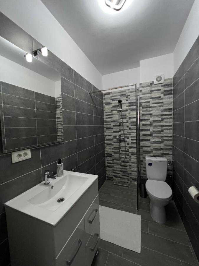 New Residence Apartament Popesti-Leordeni Bagian luar foto